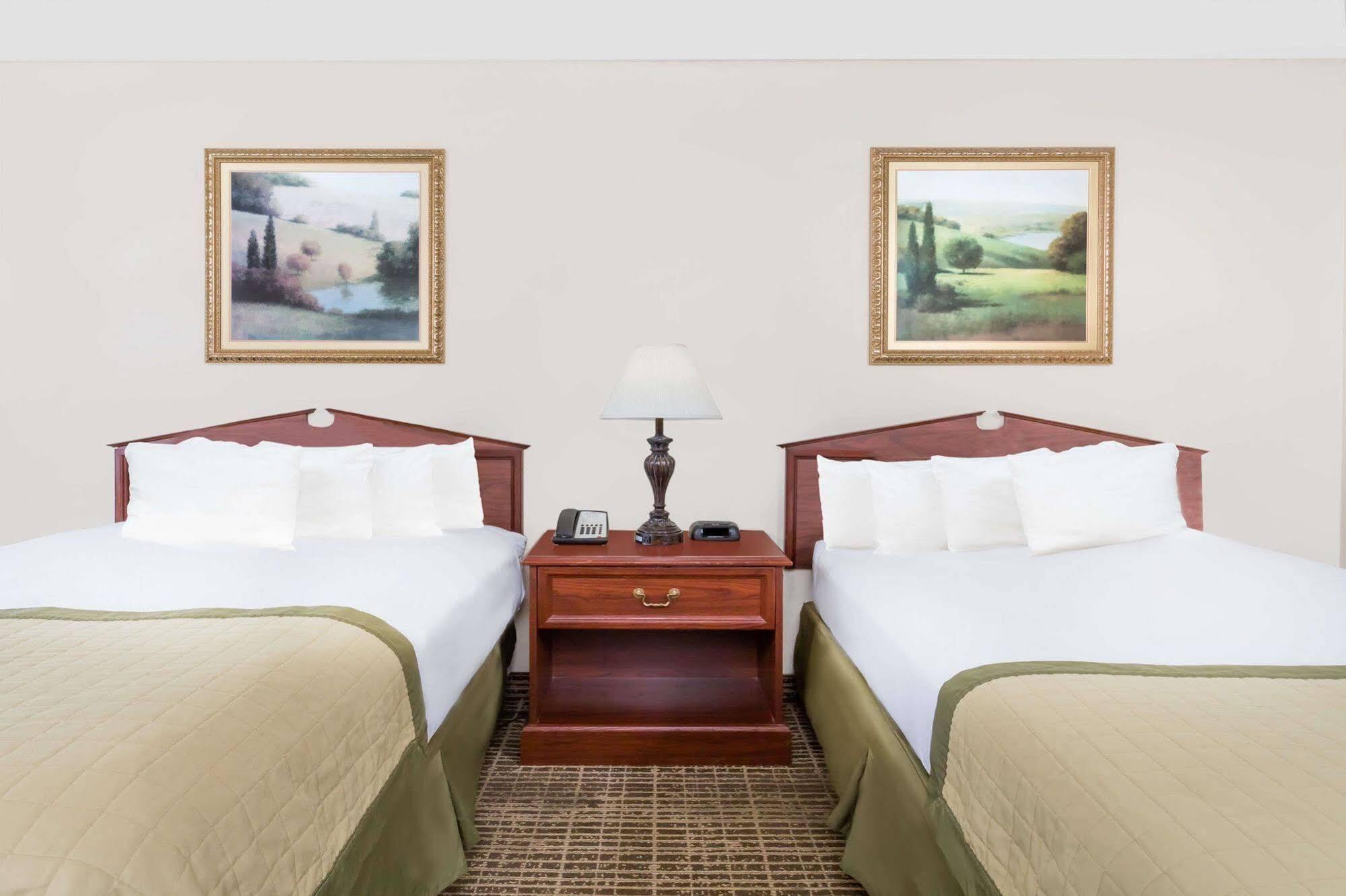 เบย์มอนต์ บาย วินด์แฮม อีเดน Motel Eden ภายนอก รูปภาพ